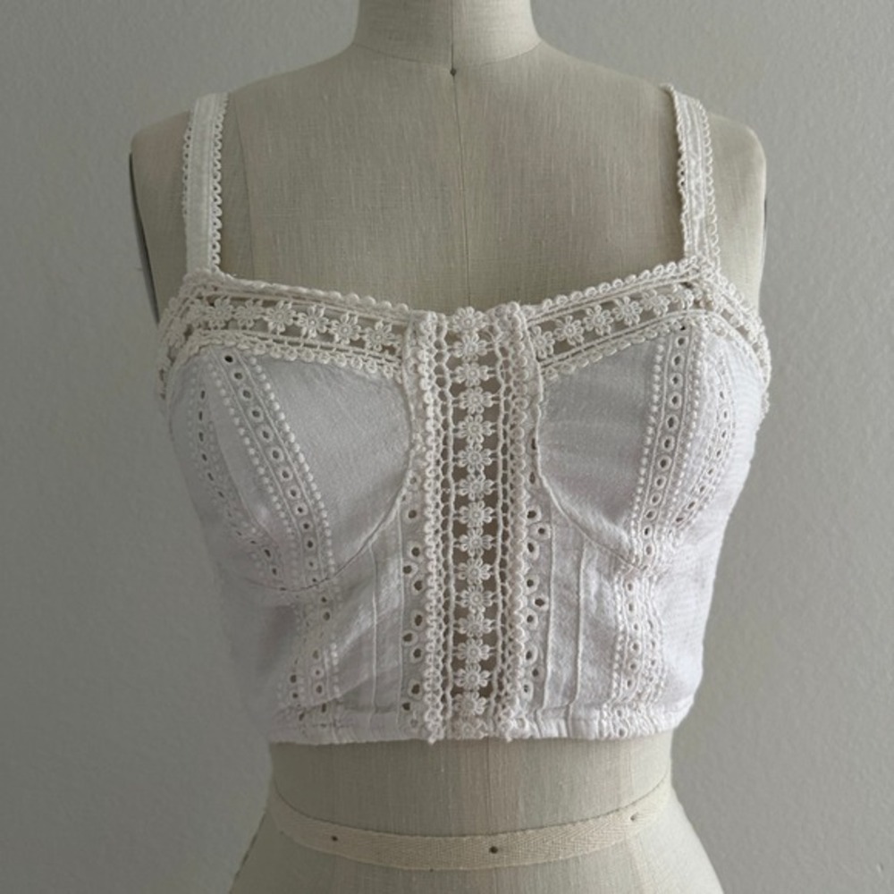 Aeropostale Eyelet Lace Trim Crop Top Women S White Smocked Back Cami